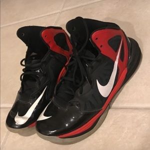 Nike size 10.5black/white/red  very gently used